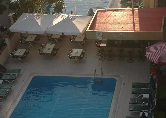 Blue Heaven شقة فندقية 4*