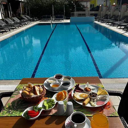 Hotel apartamentowy Blue Heaven 4*